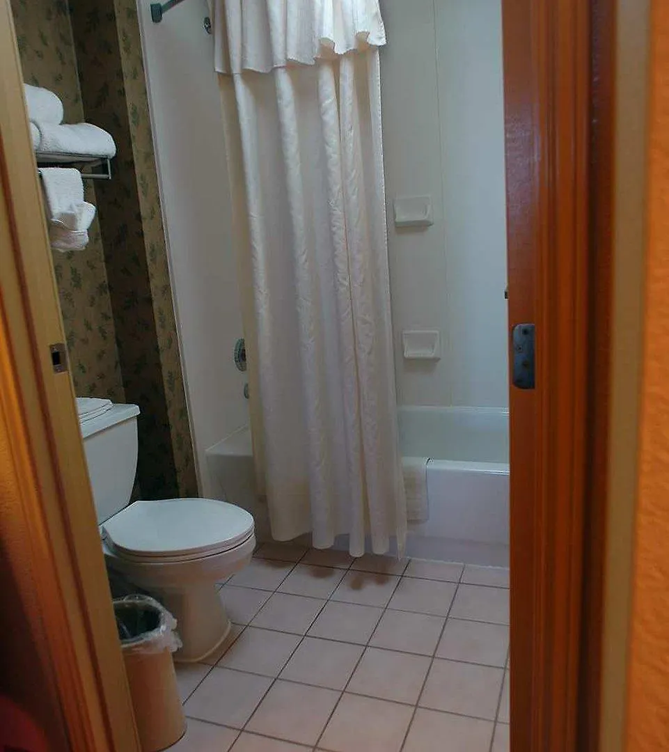 Homewood Suites By Hilton Phoenix-Biltmore Hotel